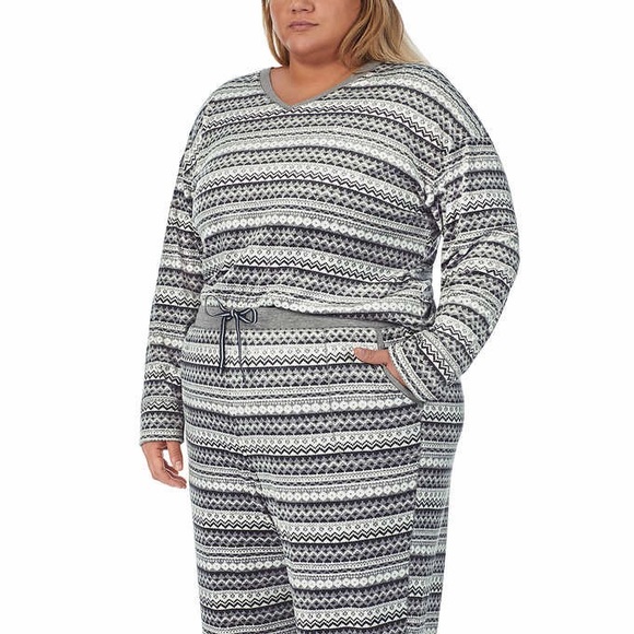 [SOLD] NWT Winter Pajamas (Size XL) - Picture 1 of 3